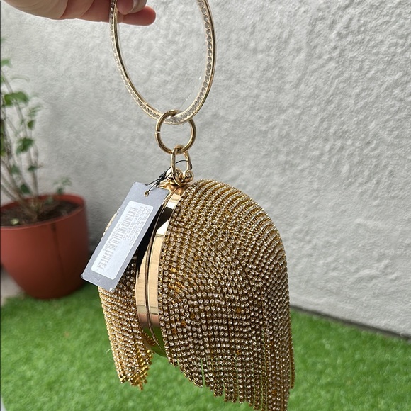 Badgley Mischka Gold Wristlet Clutch - Picture 4 of 6